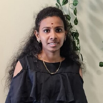 Roshini MCA Student